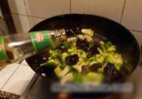 蒜片西兰花的做法 步骤7