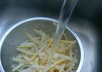 韭菜头炒冬笋的做法 步骤9
