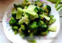 蒜片西兰花的做法 步骤1