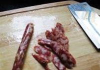 广式腊味煲仔饭的做法 步骤2