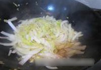 神仙豆腐焖大白菜的做法 步骤7