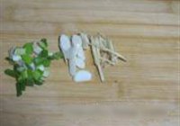 青椒木耳炒肉片的做法 步骤3