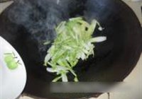 小炒芥蓝心的做法 步骤4