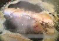 豆瓣酱版红烧猪蹄的做法 步骤4