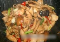 什菌三杯鸡的做法 步骤11