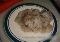 玉子豆腐鲜虾仁的做法 步骤2