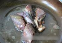 香煎秋刀鱼的做法 步骤5
