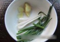 香煎小黄鱼的做法 步骤2
