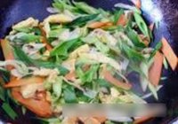 青蒜炒鸡蛋的做法 步骤9