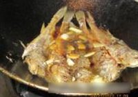 香煎小黄鱼的做法 步骤7