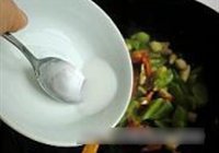 蚝油莴笋炒鸡腿菇的做法 步骤11