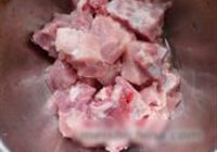 红烧排骨千张结的做法 步骤1