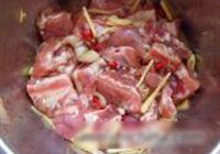 麻辣排骨的做法 步骤4
