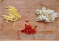 麻辣排骨的做法 步骤2