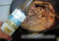 牛腩口蘑炖土豆粉的做法 步骤4