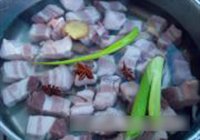 茄子红烧肉的做法 步骤4
