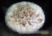 芹菜丝炒肉的做法 步骤6