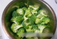 蒜炒花菜的做法 步骤1