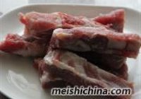糖醋排骨的做法 步骤2