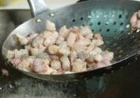 近墨者猪的做法 步骤2