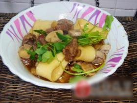 牛腩口蘑炖土豆粉