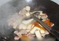 茶干青椒炒肉丝的做法 步骤8