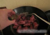 土豆烧排骨的做法 步骤6