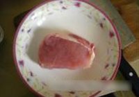 咖喱黑椒黄金猪扒的做法 步骤1