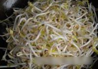 肉丝炒豆芽的做法 步骤6