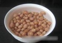 腐乳花生猪脚的做法 步骤3