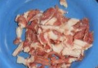 茶干青椒炒肉丝的做法 步骤1