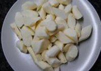 山药烧牛肉的做法 步骤4