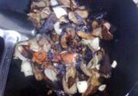 地三鲜的做法 步骤10