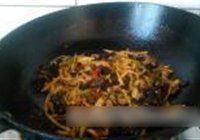 鱼香肉丝的做法 步骤6