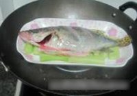 清蒸桂鱼的做法 步骤6