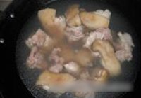 猪手花生煲的做法 步骤3