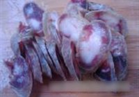 腊肠炒花菜的做法 步骤4