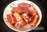锡纸包排骨的做法 步骤2