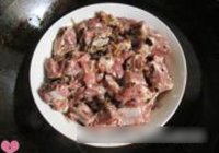 清蒸鲜菇排骨的做法 步骤5