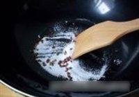秘制盐焗鸡的做法 步骤2
