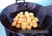 麻辣小土豆的做法 步骤3