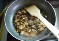 一品回锅肉的做法 步骤9