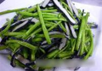 芦蒿炒臭干的做法 步骤7