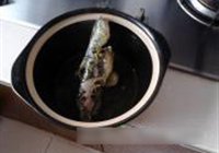 昂公鱼炖豆腐的做法 步骤2