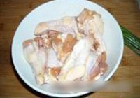 可乐烧鸡翅根的做法 步骤2