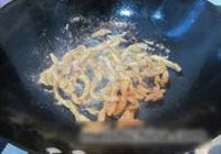 肉丝炒窝笋干的做法 步骤3