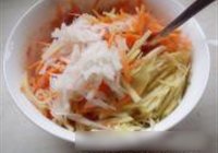 鱼香三丝糯米丸的做法 步骤6