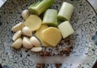 缤纷鲤鱼的做法 步骤1