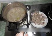 麻辣香酥小排的做法 步骤3