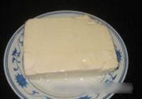 黄花鱼炖豆腐的做法 步骤2